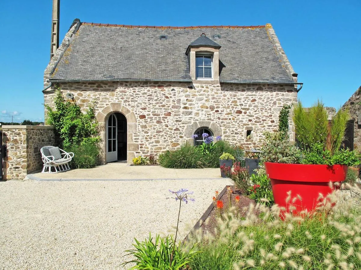 Holiday Home Les Quatrevais - A Cancale