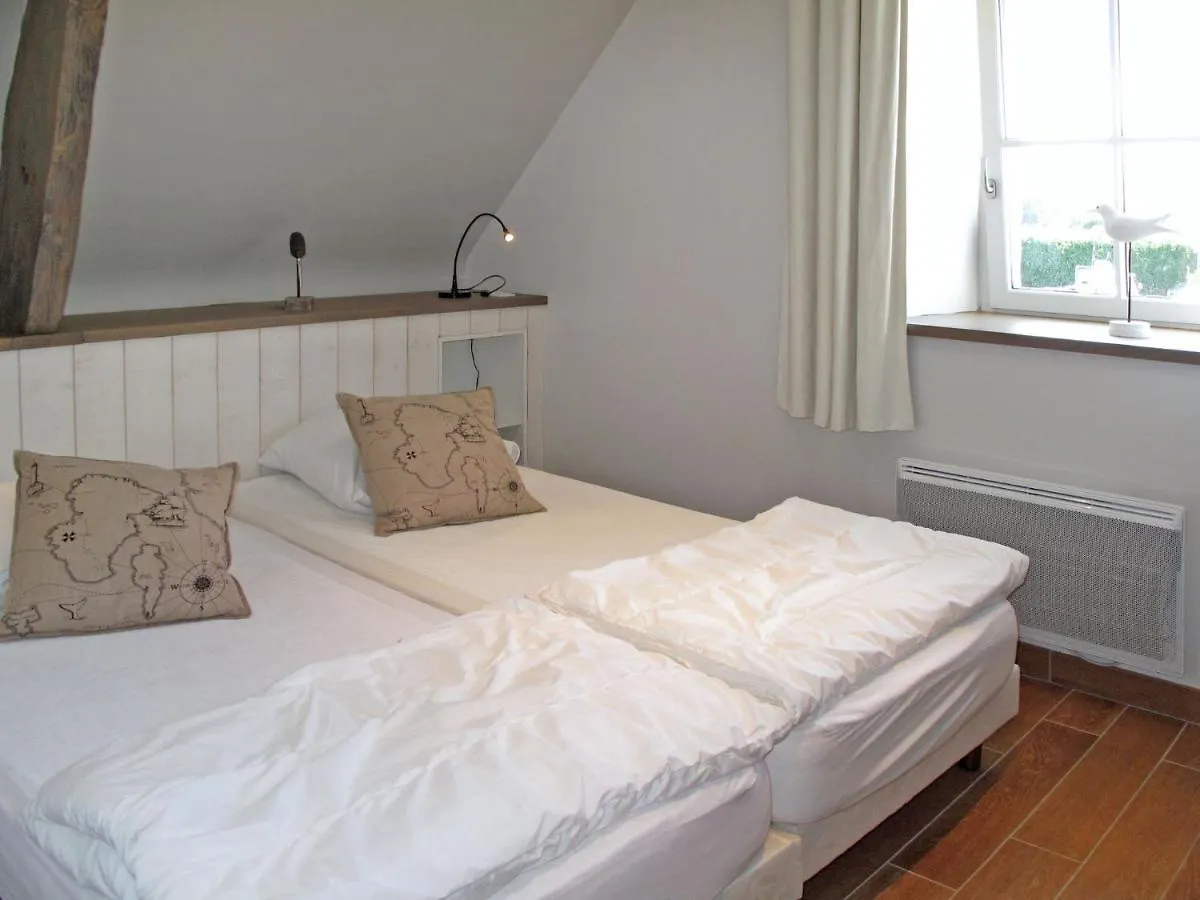 Holiday Home Les Quatrevais - A Cancale 0*,